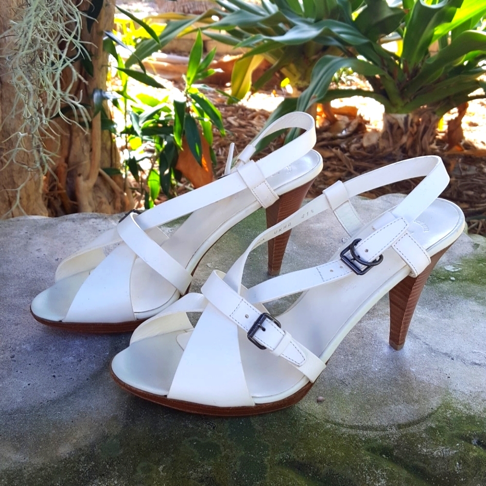 41.5/11 (10.5-11 per actual fit) Heeled Leather Sandals by Bally! - Picture 3 of 8